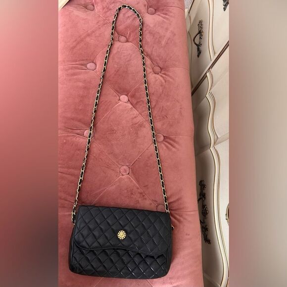 Fion Quilted Black Crossbody Black Bag EUC - Picture 4 of 10